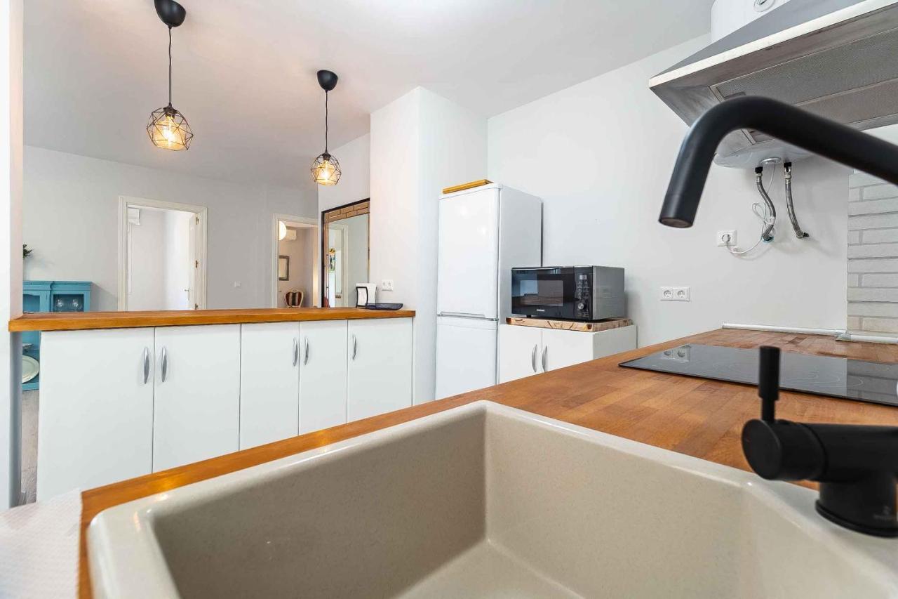 Apartamento Renovado, Tu Escapada De Vacaciones Ideal Фуэнхирола Экстерьер фото