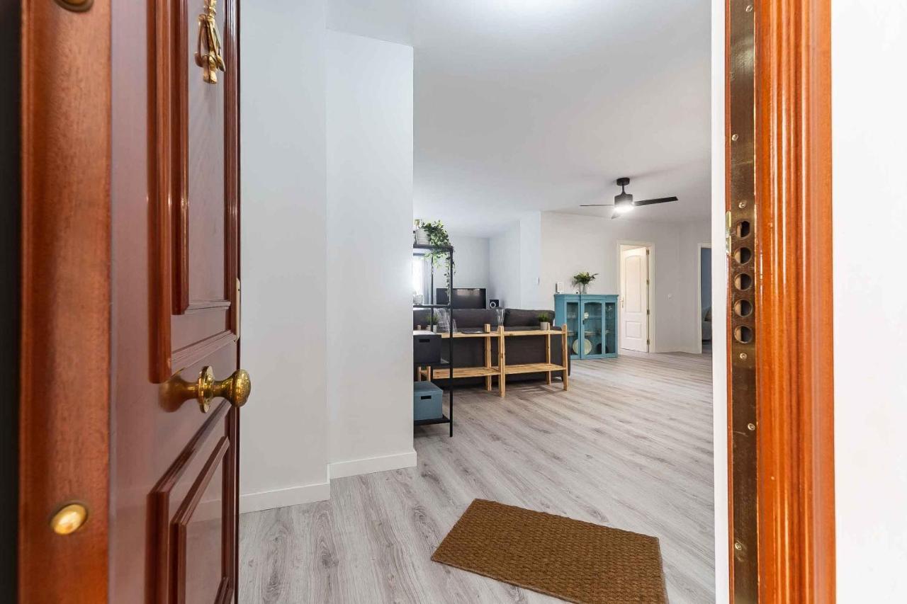 Apartamento Renovado, Tu Escapada De Vacaciones Ideal Фуэнхирола Экстерьер фото